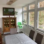 Schoene דירה